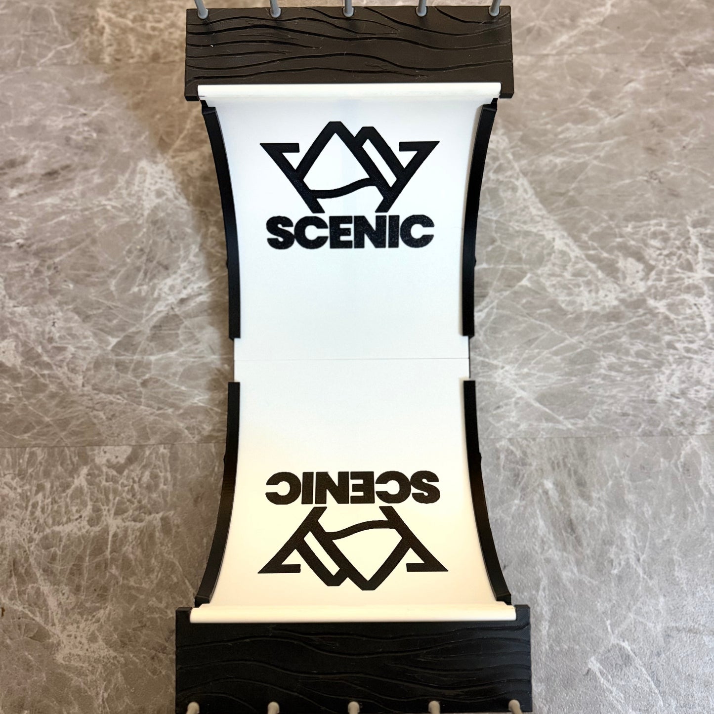 Scenic Fingerboard Halfpipe Ramp Set