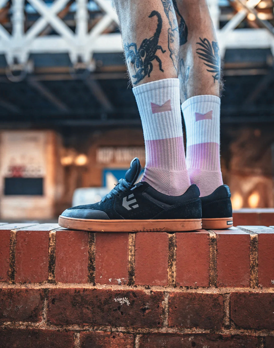 Hop King 2 Panel Socks - Pink